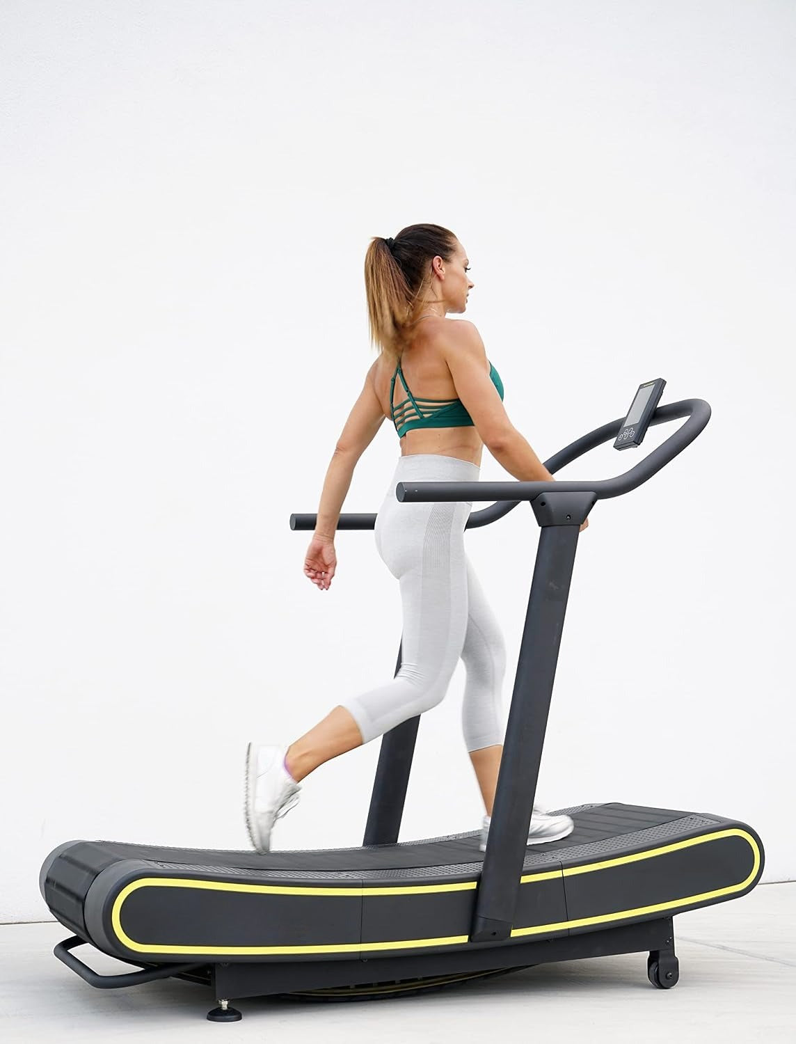 Curved Non‑Motorized Manual Treadmill